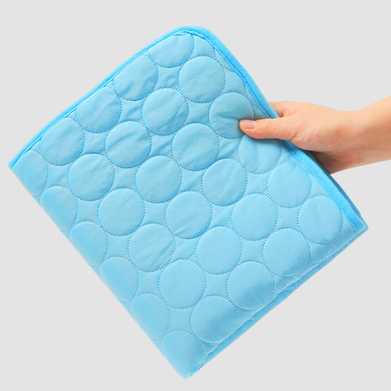 Tapis rafraîchissant pour anim - Cooling Blanket Hot Sleepers avis et prix