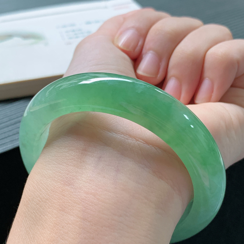 Bracelet en jadéite, jade ciré - Lighting avis et prix